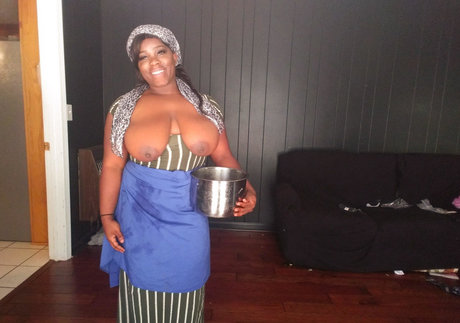 ebonyashley_ xxx pornstar photo