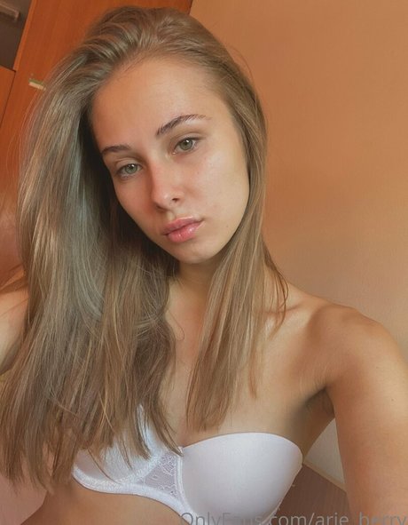 arie berry top pornstar img