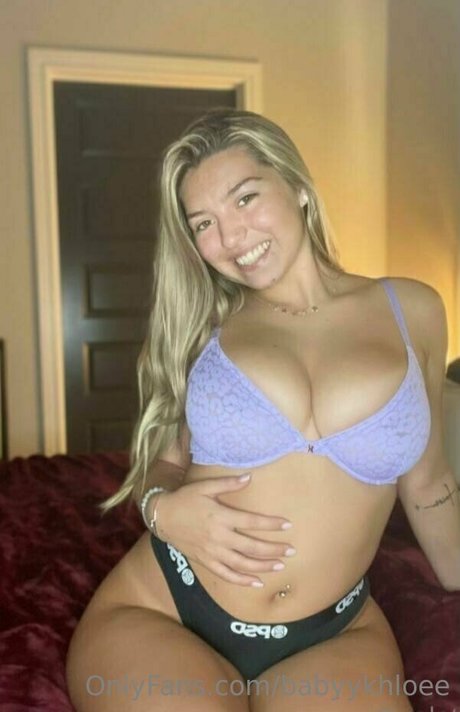 white shemale onlyfans nude photo