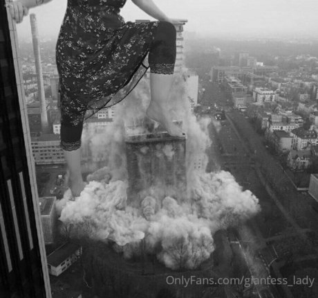 giantess lady hot model pics