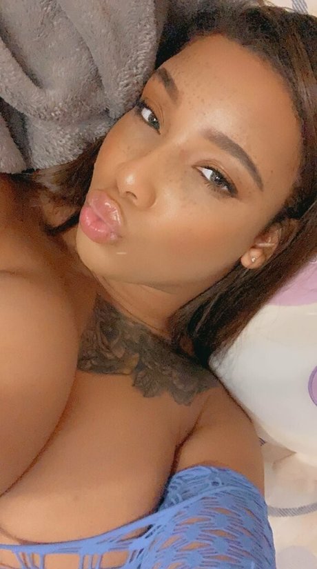 raynellemariah pornstar top photos