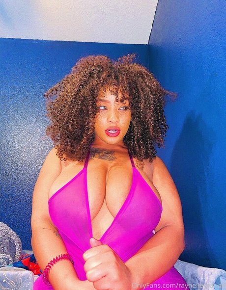 raynellemariah model exclusive photos