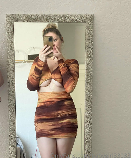 babygirl33033 nude star pics