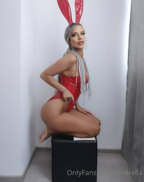 helensindy nudes model archive