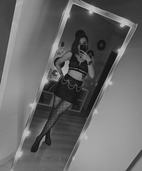 anya klemen star nude pictures