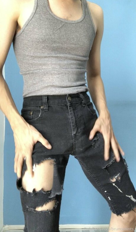 brunosaints_ nude model pics