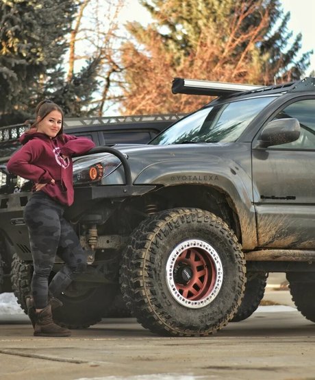 Yotalex IG model xxx pictures