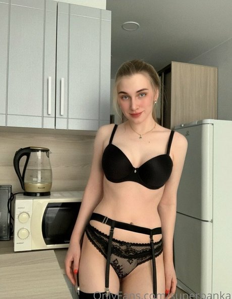 Girl Valerie sexy star photos