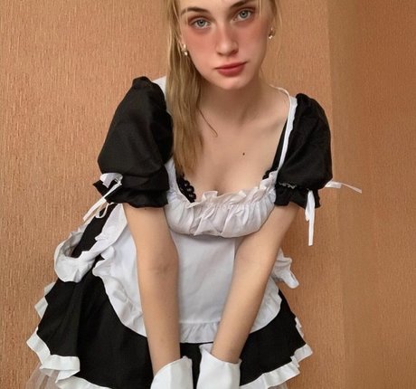 Girl Valerie high quality actress images