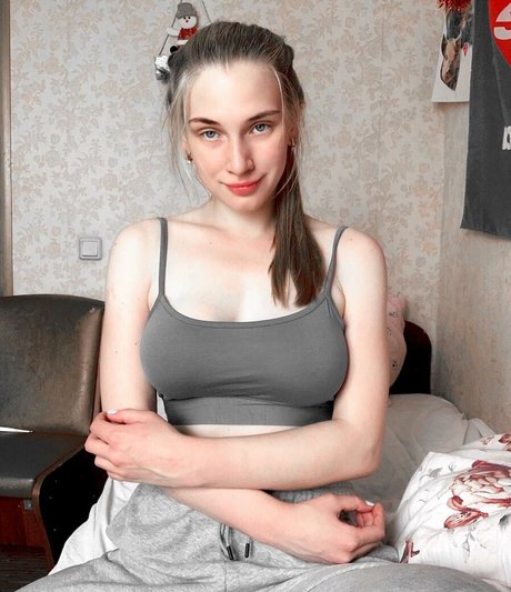 Girl Valerie pornstar free image