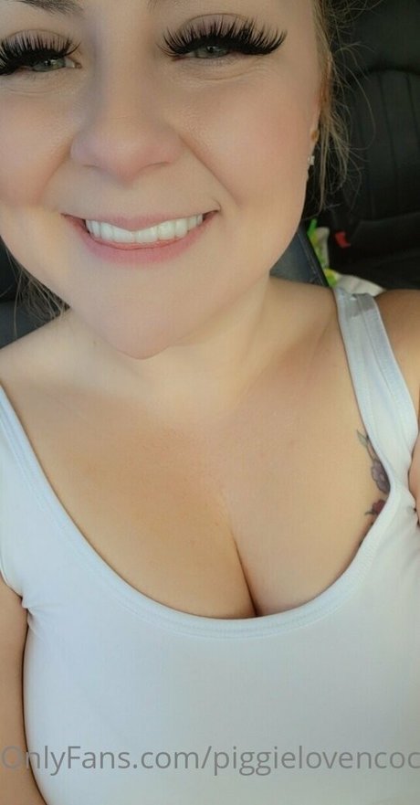 piggielovencock star porn pics