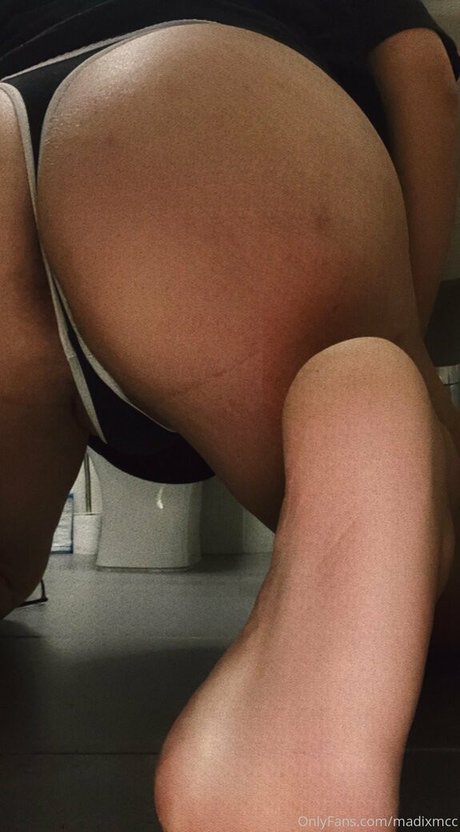 big tits and ass onlyfans exclusive gallery