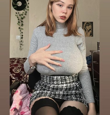 Kitty Keettt sexy model picture