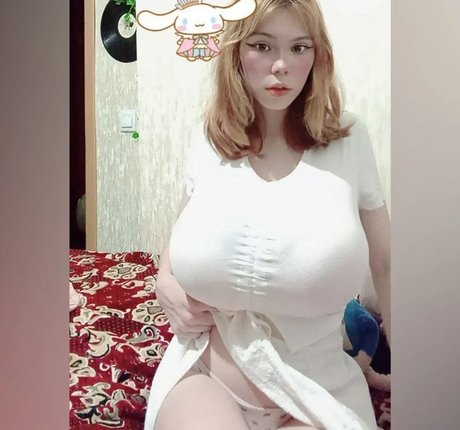 Kitty Keettt nude pornstar galleries