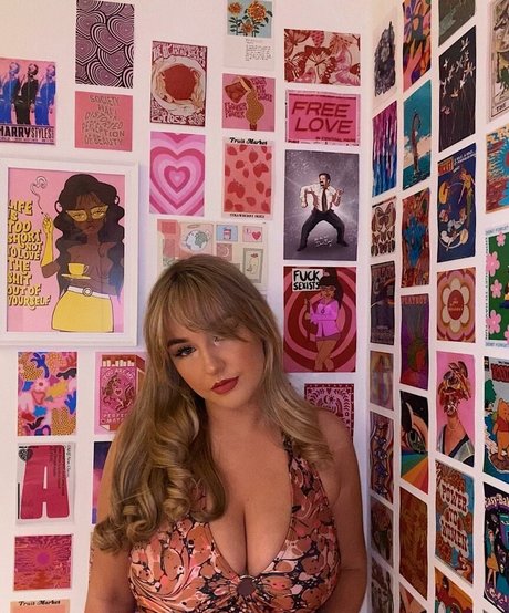 Helayna Birkett pretty actress pics