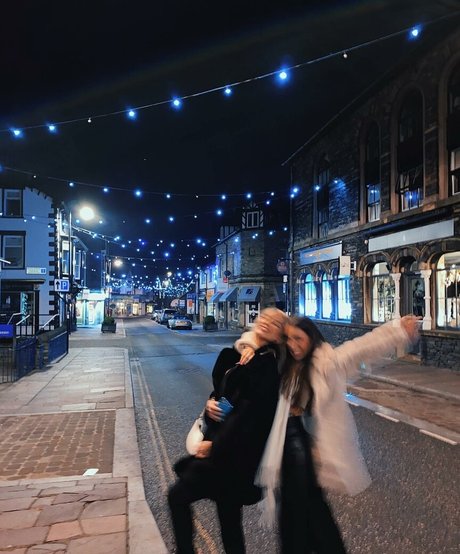 Helayna Birkett star nude pics