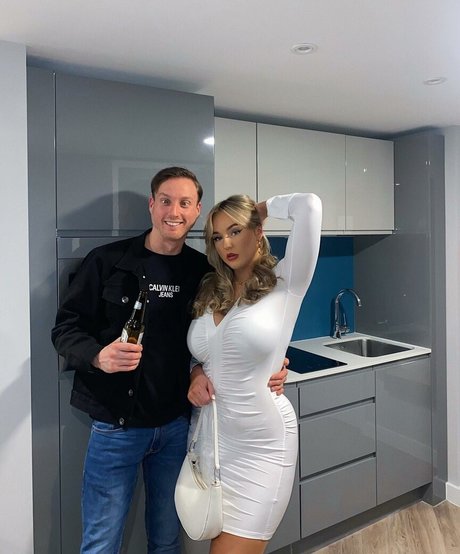 Helayna Birkett model best pics