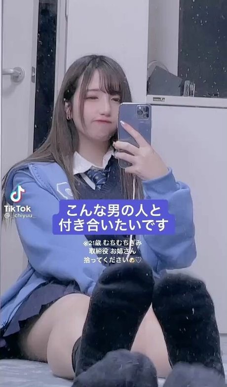 _chiyuu_ pornstar top pic