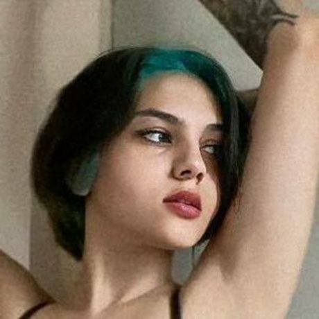 Manoela Esposito erotic pornstar pics