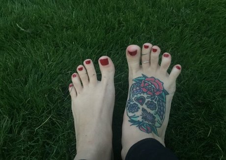 erinashfordofficial star perfect photo