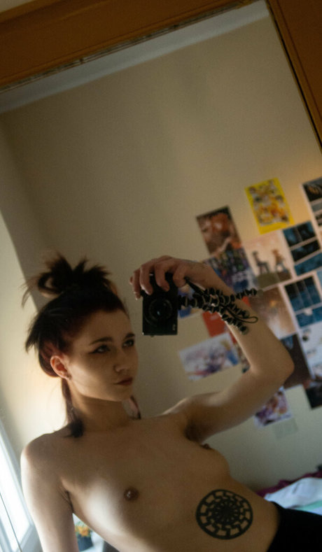 flat chested onlyfans hot sex pictures