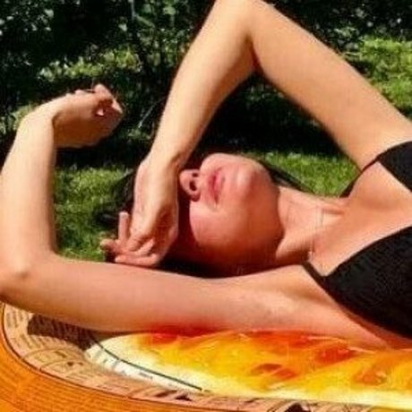 Nikki Danger art star photos