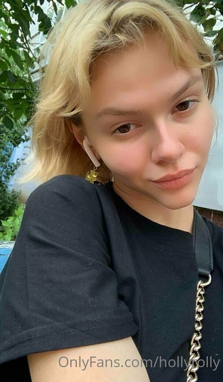 hollyrolly star picture