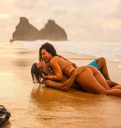 Talia Pissiali erotic pornstar photos