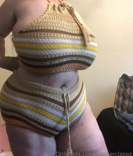 juniperclassic sexy model pic