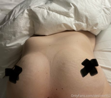 desiree952 pornstar nude images