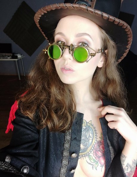 kate priest porn model image