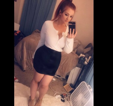 deep onlyfans nude image