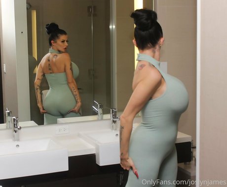 joslynjames pornographic actress images