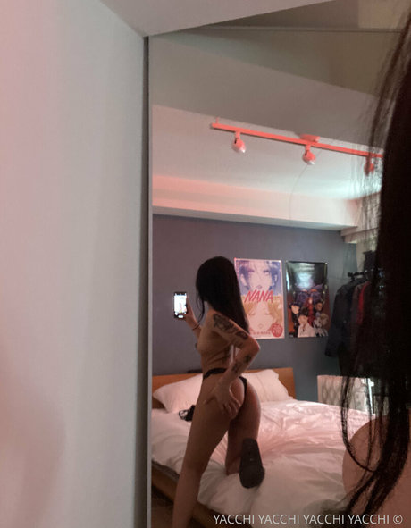 yacchi star sex photo