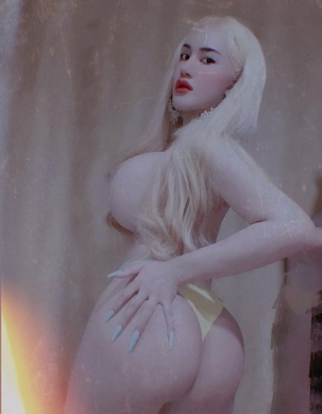 valentinats4m model nice img