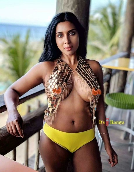 Ramya Inti model hd pic