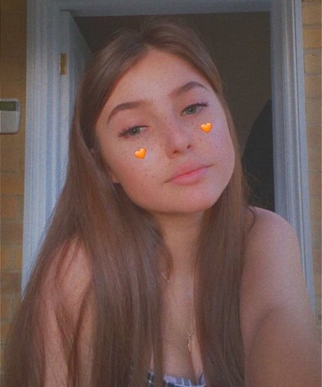 Emizzillo porn model archive