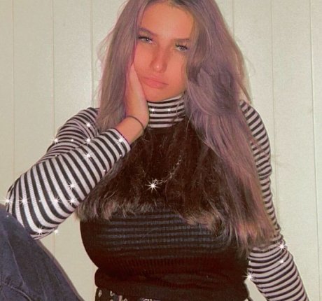 Emizzillo high quality actress img