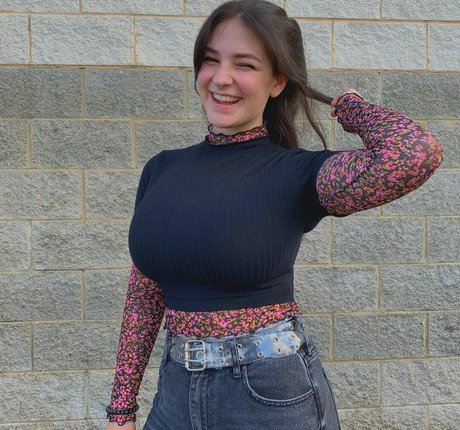 Sarah Lynne Marie best pornstar picture