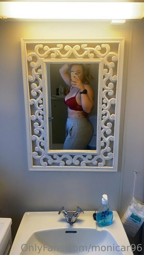 monicar96 erotic pornstar photo