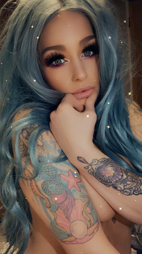 miss gray hd model images