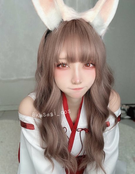 kasagi cos naked actress img