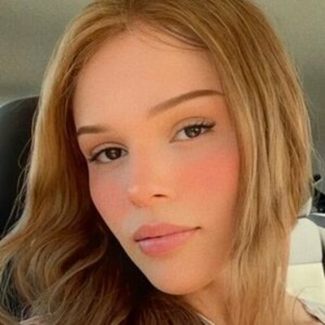 Maia Feel beautiful star pic