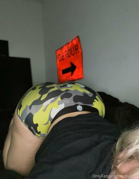 itsbabieh model high quality images