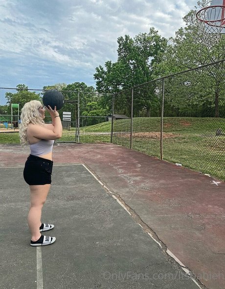 itsbabieh top star img