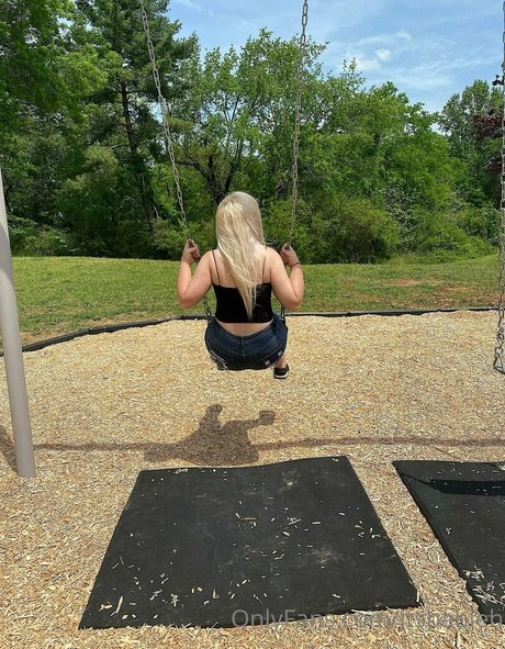 itsbabieh nudes actress photos