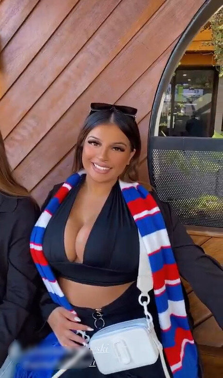 asian tranny onlyfans free naked photo