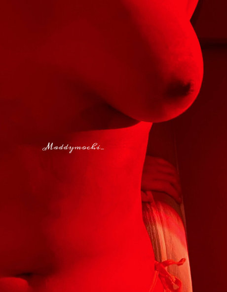 maddymochi actress galleries