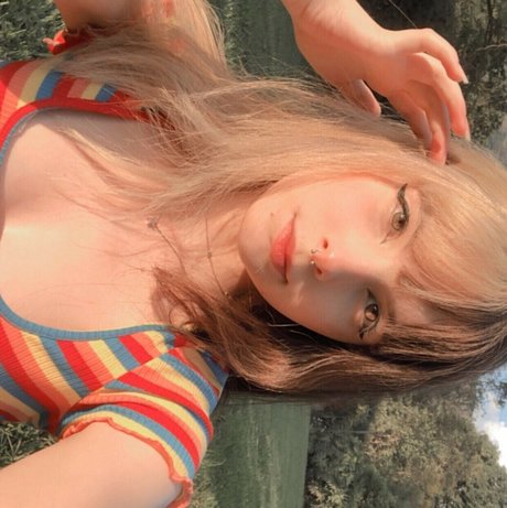 Victoria Ribeiro nude pornstar images