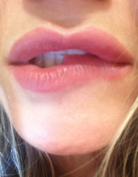 big tits brunette onlyfans hot porn pictures